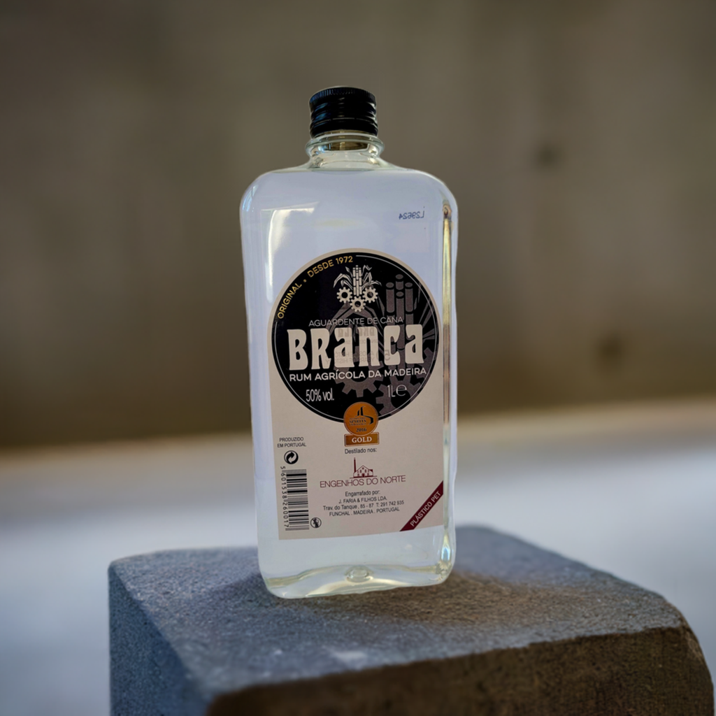 Aguardente branca