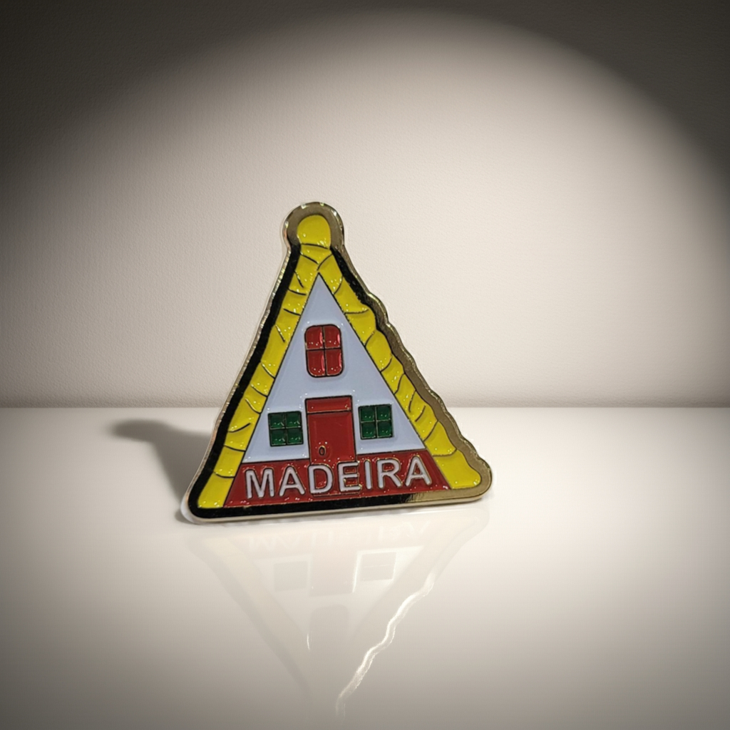 pins da madeira