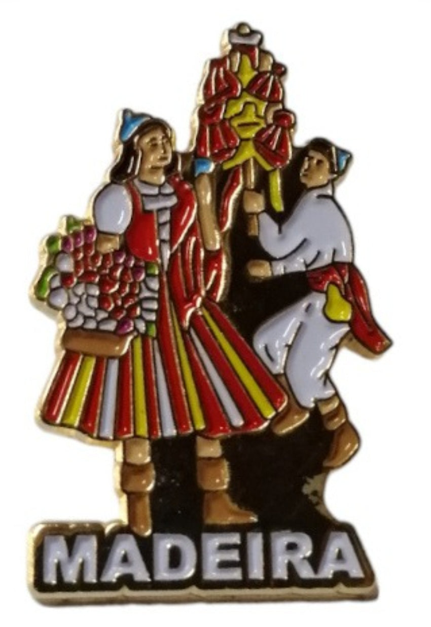 pins da madeira
